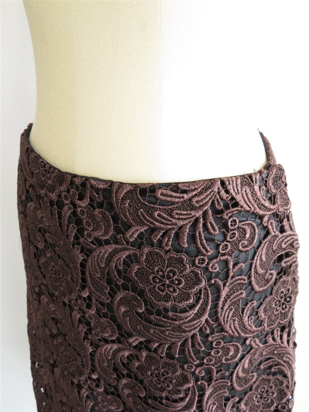 レーススカート