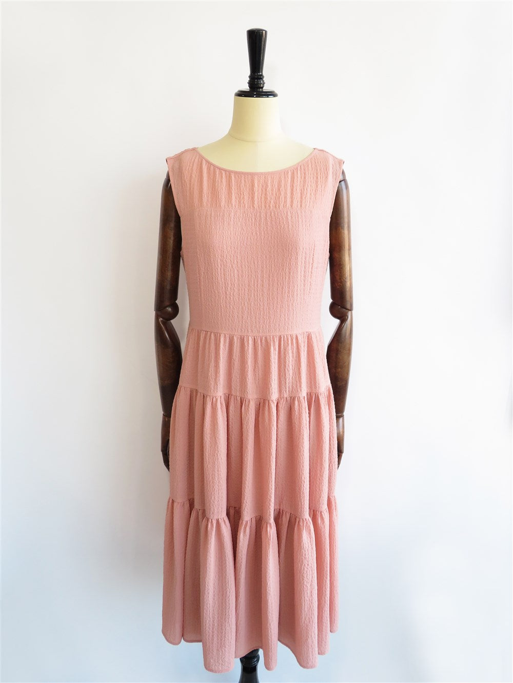 エンボス加工 フレア ワンピース