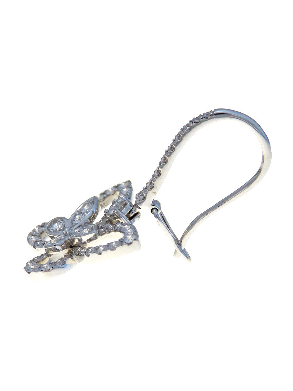 バタフライシルエット ダイヤモンド ドロップ ピアス