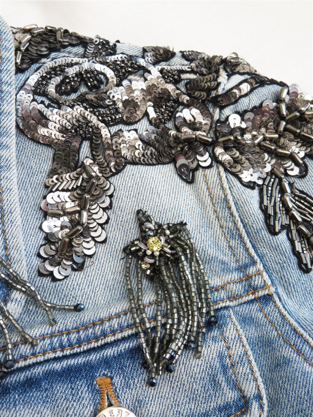 ビジュー装飾 デニム トラッカー ジャケット