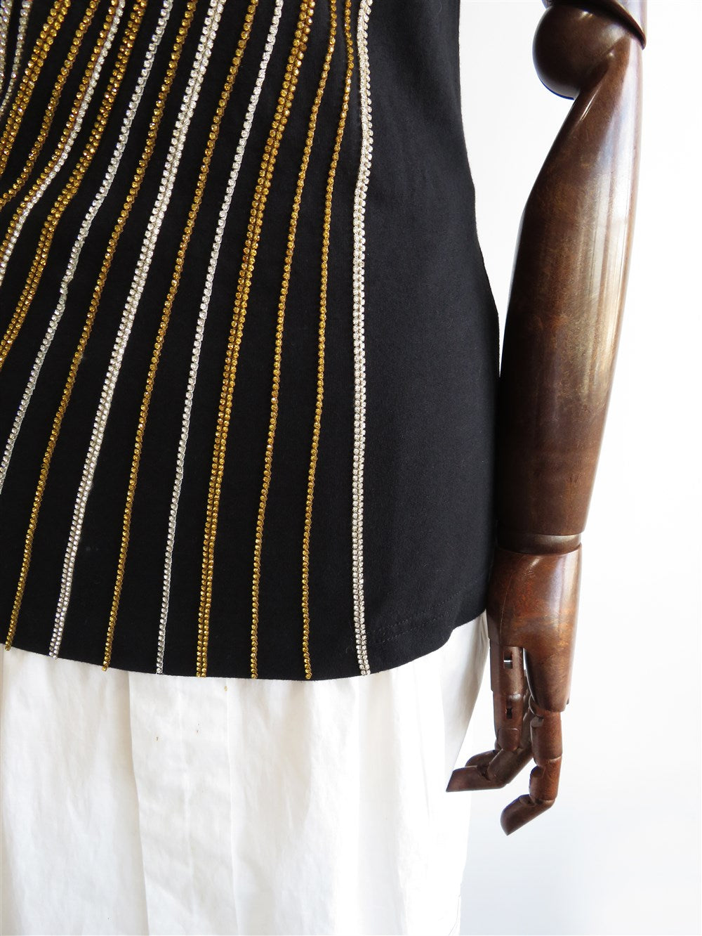 クリスタル装飾 スリーブレス プルオーバー