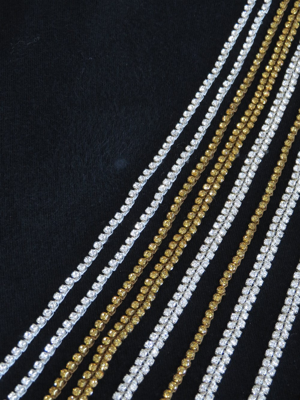 クリスタル装飾 スリーブレス プルオーバー