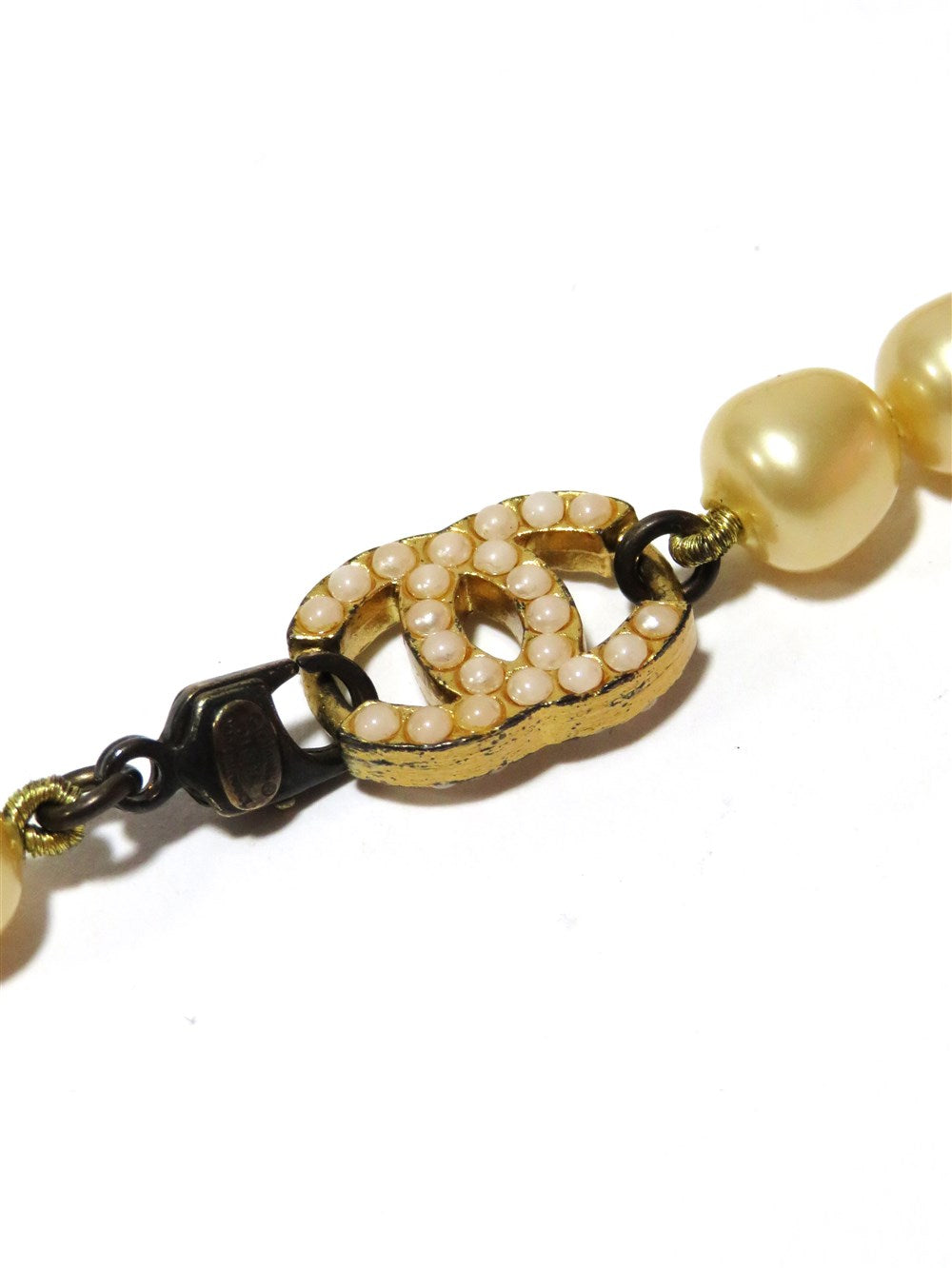 COCOマーク付き コスチュームパール ロングネックレス