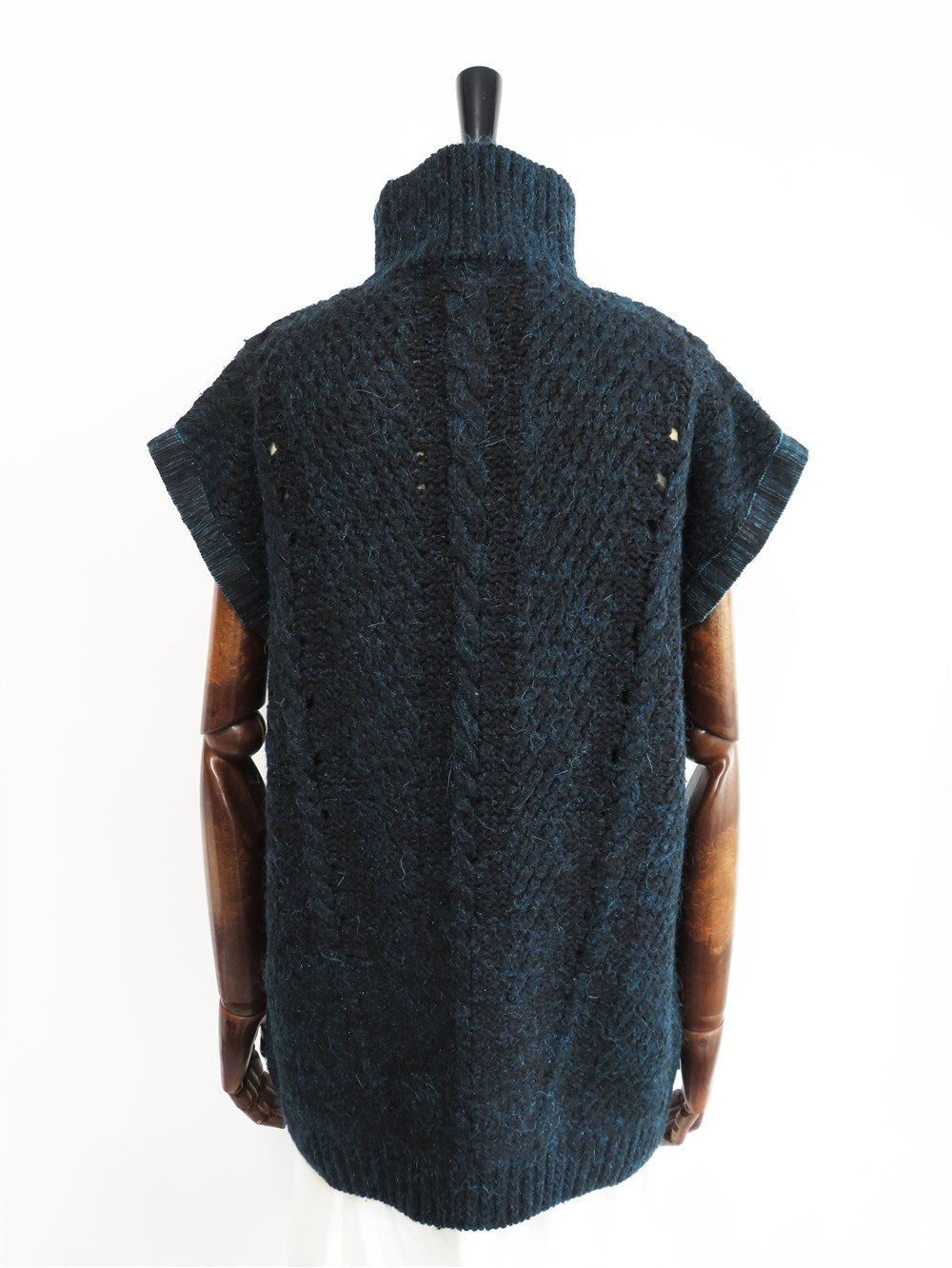 ローゲージ スリーブレス タートルニット