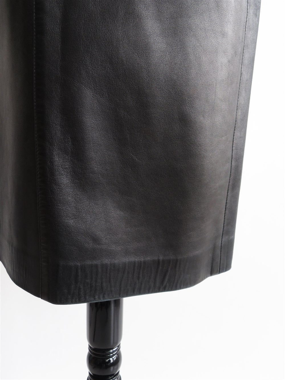 ブラック レザースカート