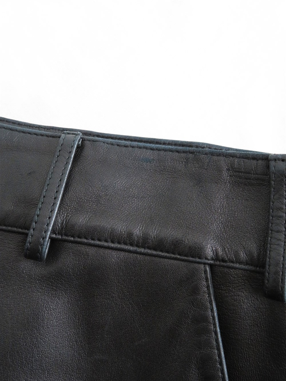 ブラック レザースカート