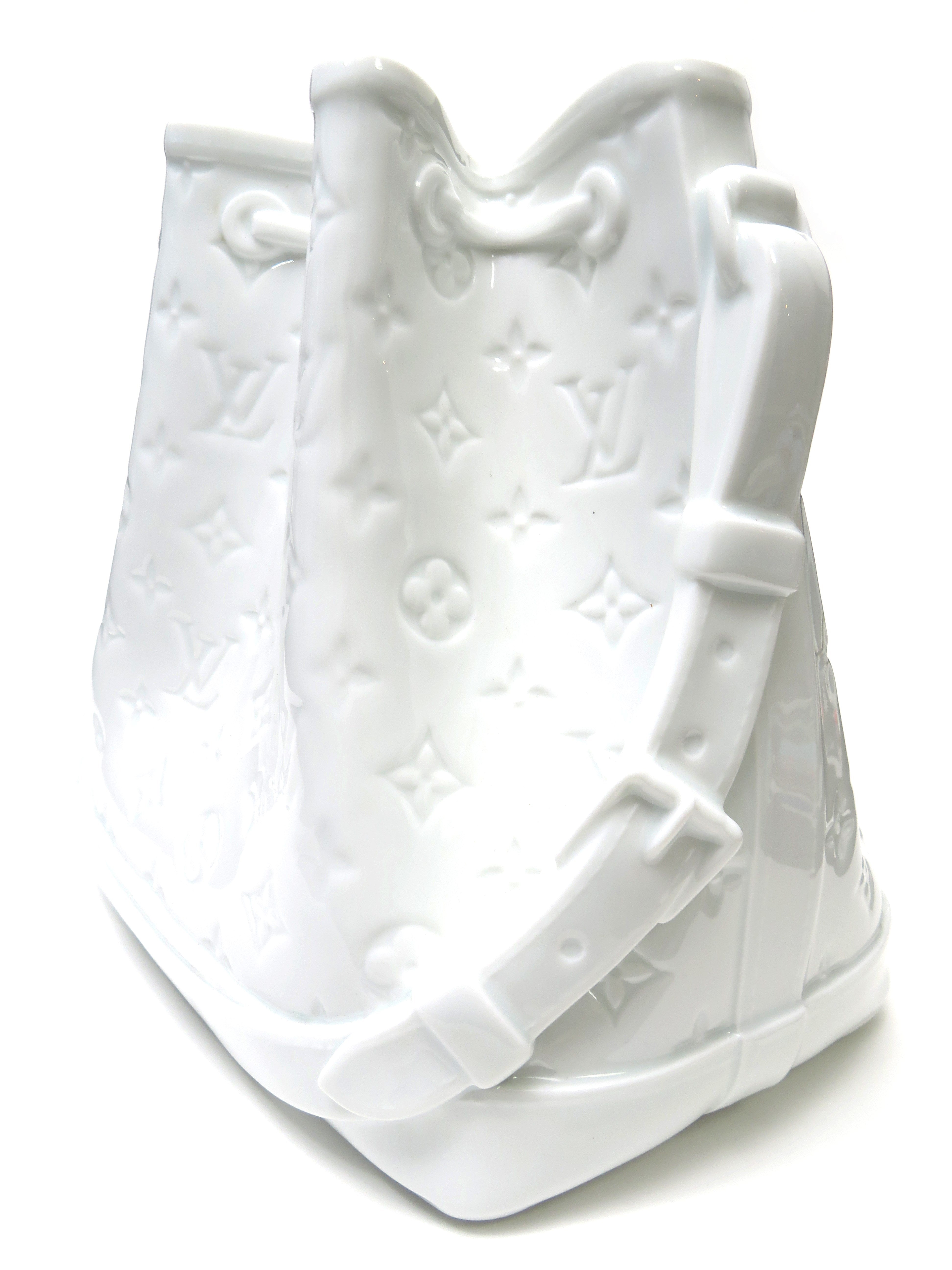 ヴェース・ポーセリン モノグラム フラワーべース