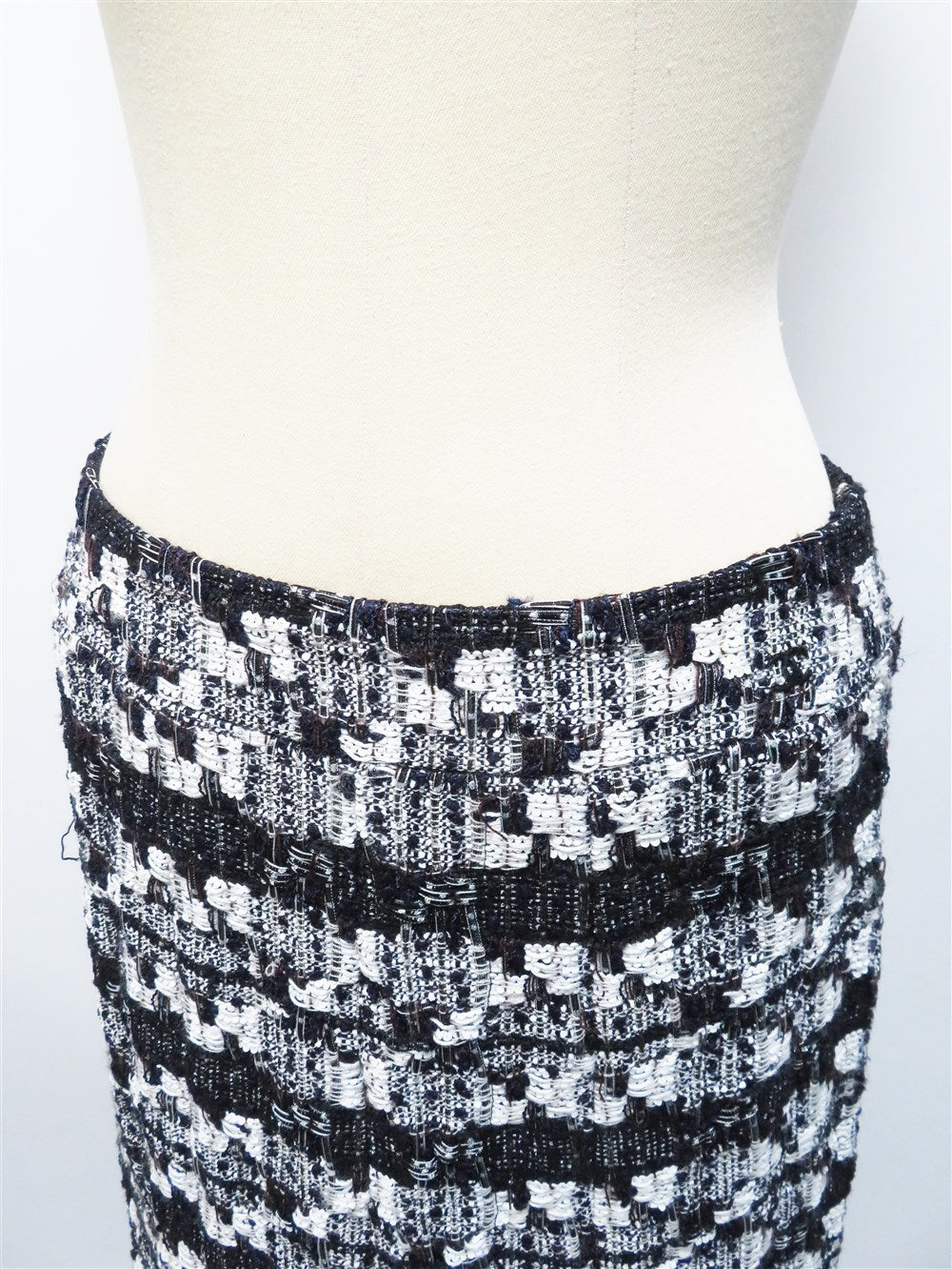 CC ツイード ノーカラー スーツ