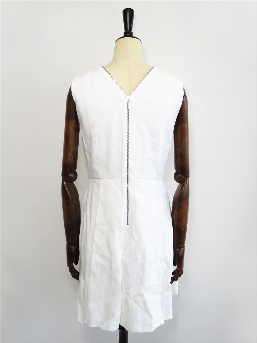 スリーブレス ジップディティール ワンピース