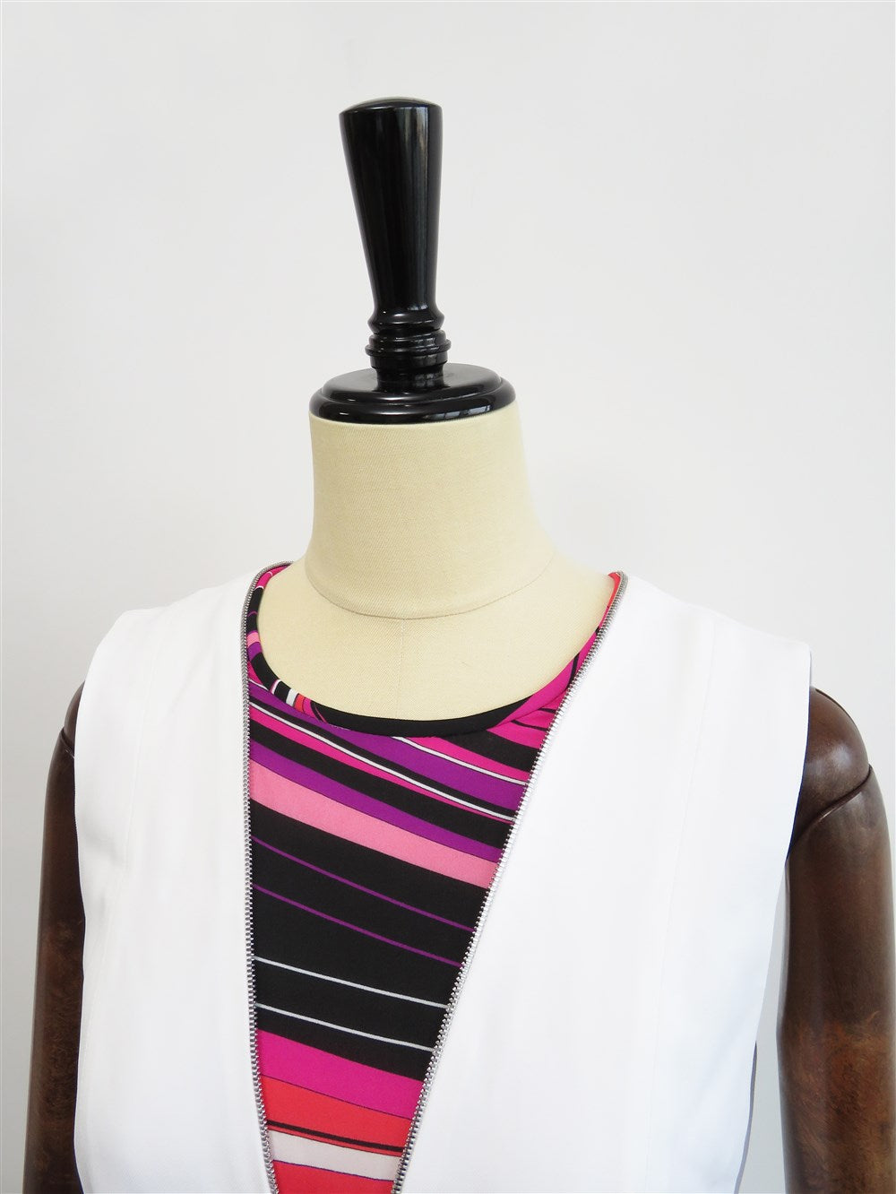 スリーブレス ジップディティール ワンピース