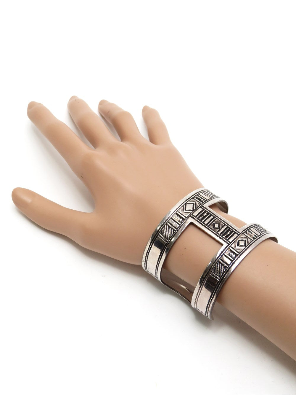 トゥアレグ バングル