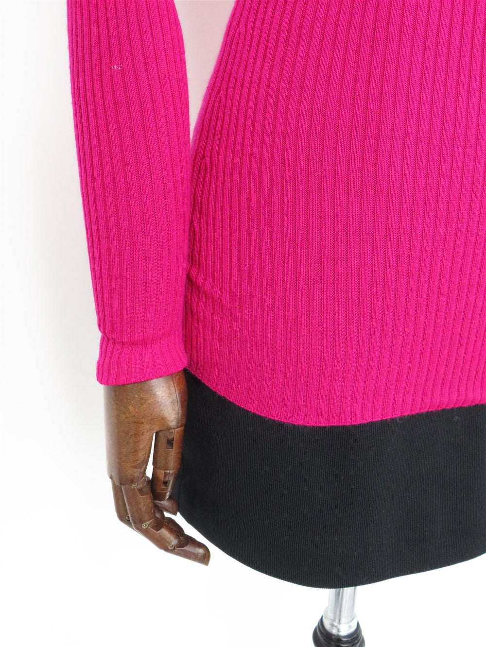 カシミヤ Vネック リブニット