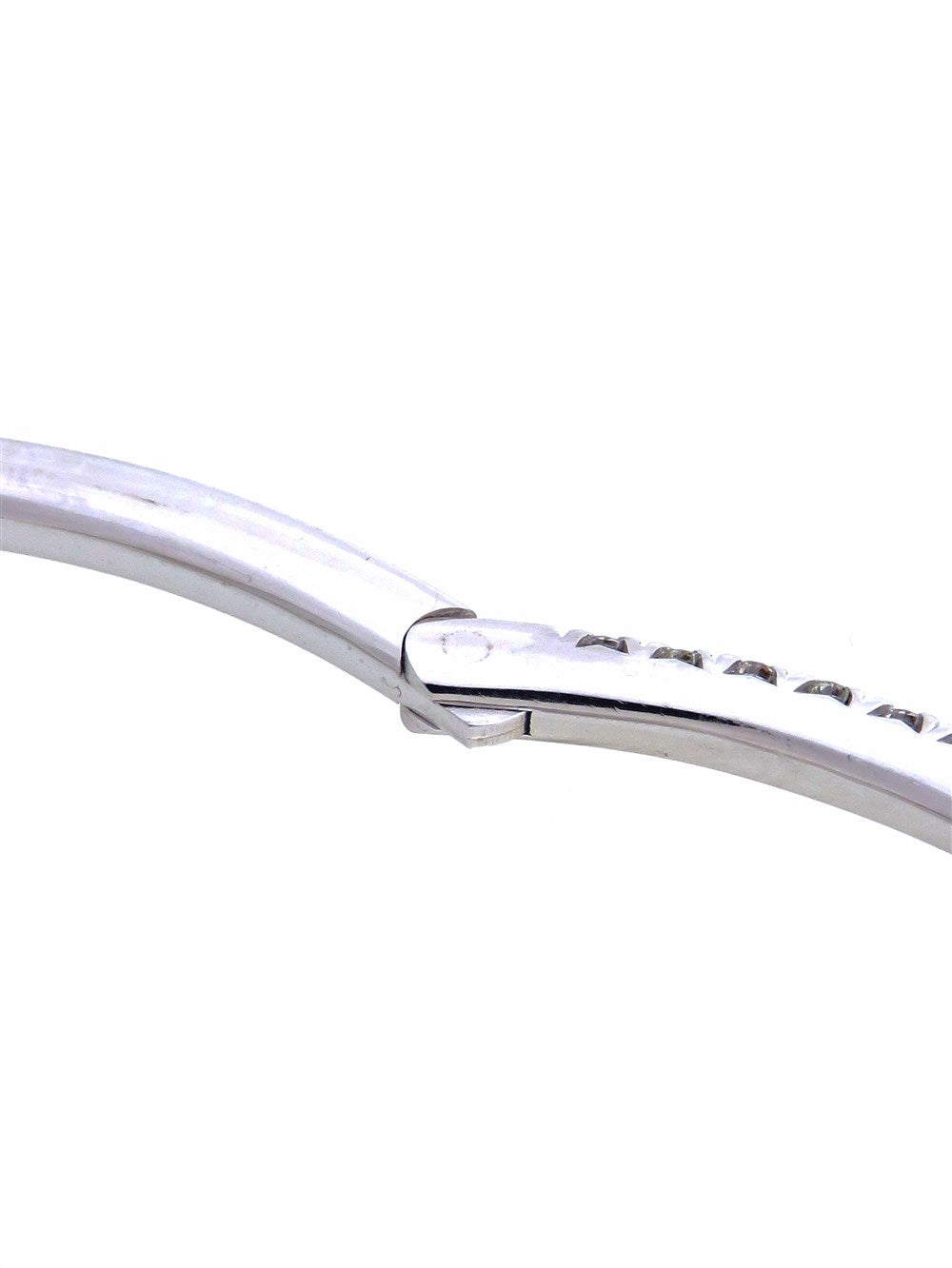 メトロヒンジ ダイヤモンド バングル