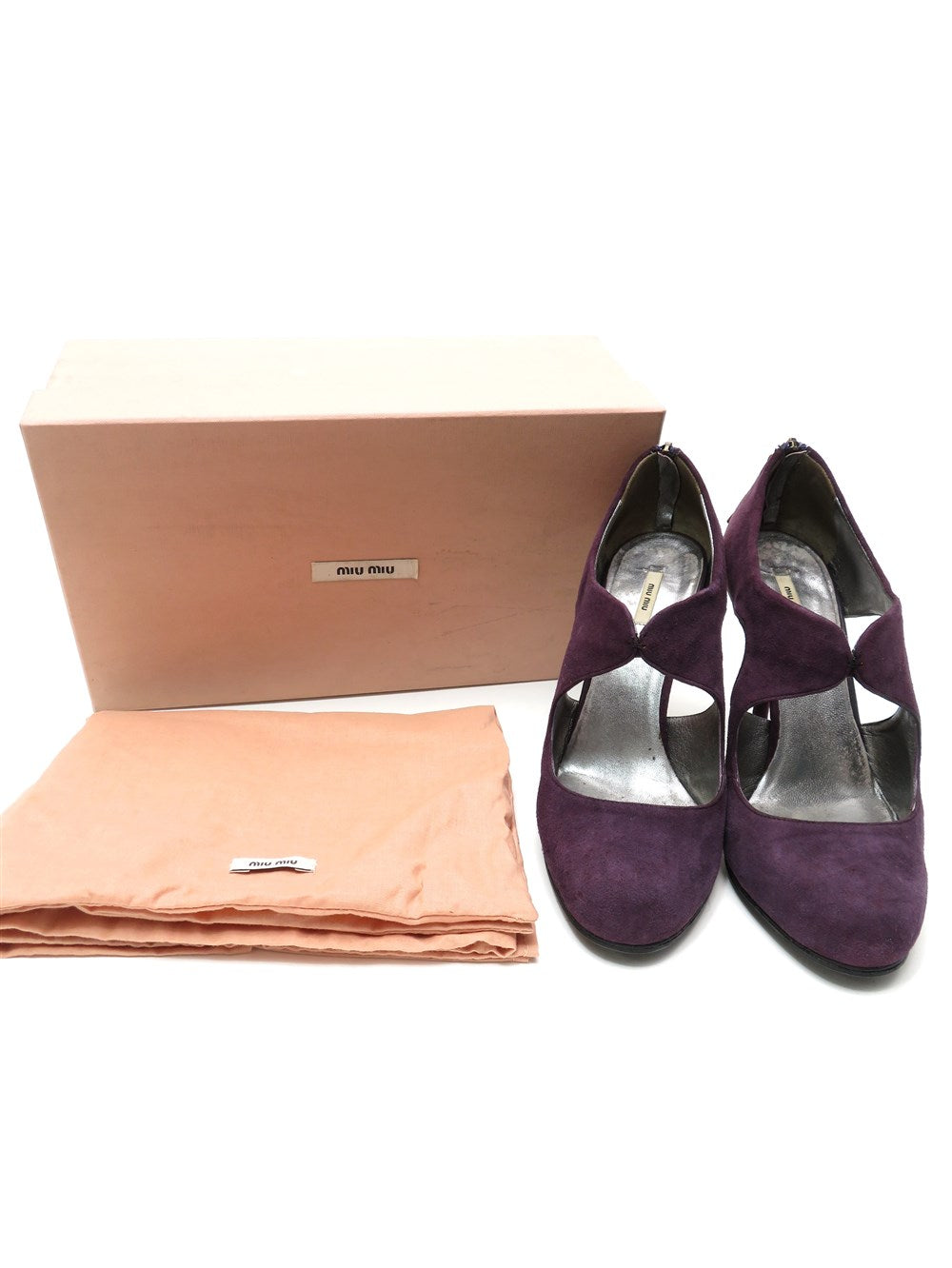 スエード カットアウト パンプス