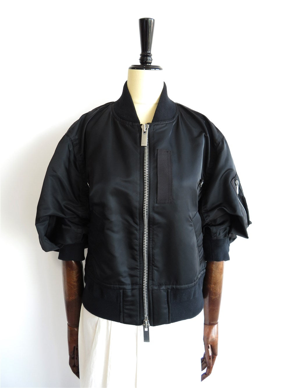 ナイロンツイル ボンバー ジャケット