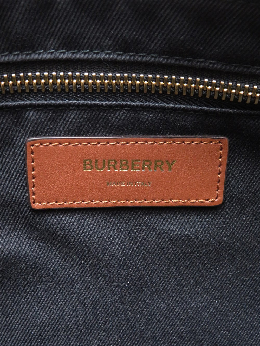 TBモノグラム トラベル ポーチ