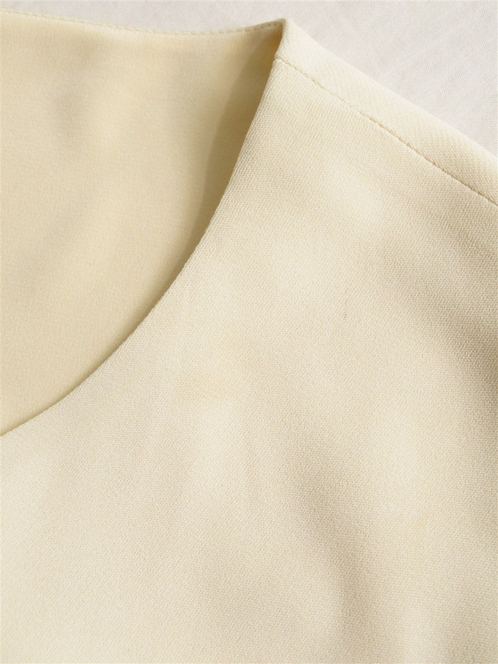 キーホールネック ロングスリーブ ワンピース