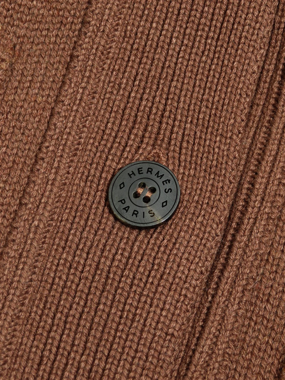 バッファローホーンボタン ニット コート