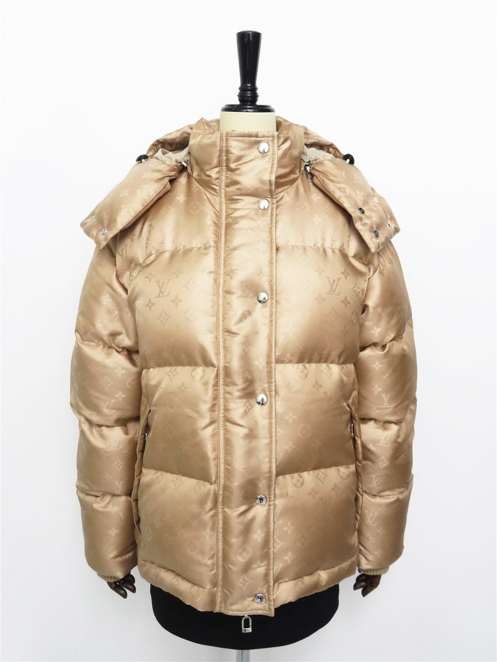 モノグラム パッファー ダウン ジャケット