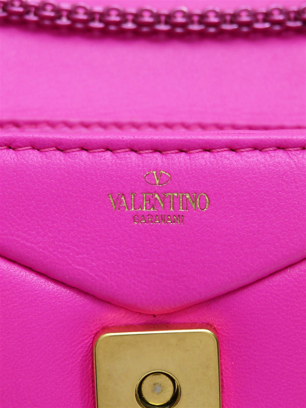 Valentino Garavani One Stud ワンスタッズ マイクロ バッグ