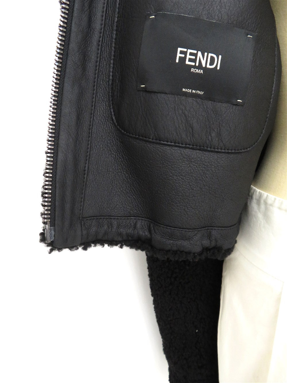 FENDI ROMA ムートン クロップド ジャケット