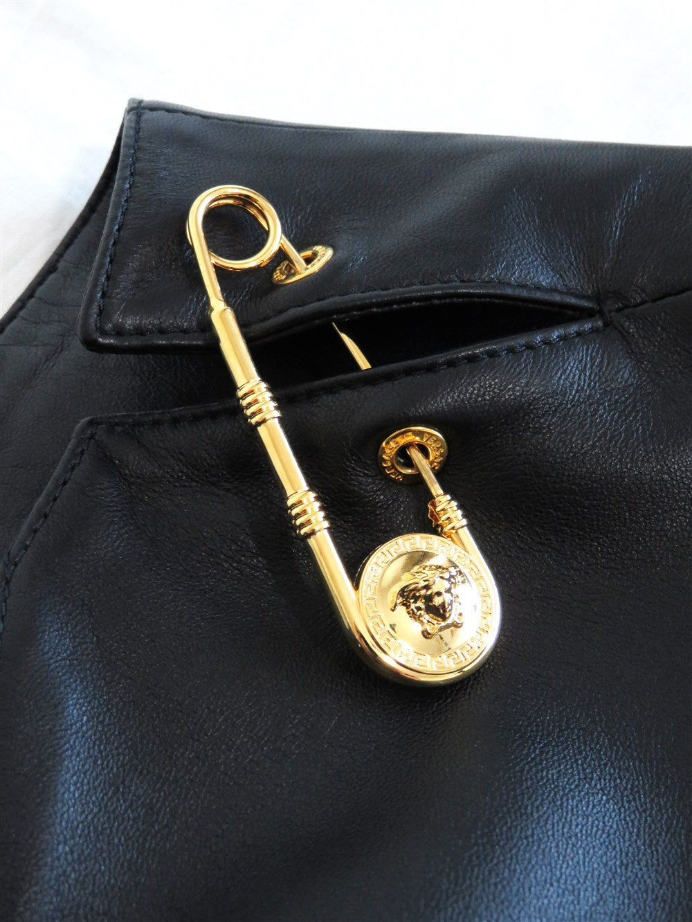 セーフティピン アクセント レザー ワンピース