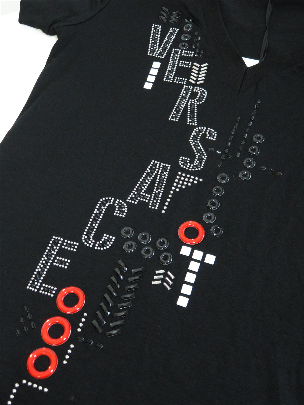 スパンコール装飾 Vネック Tシャツ