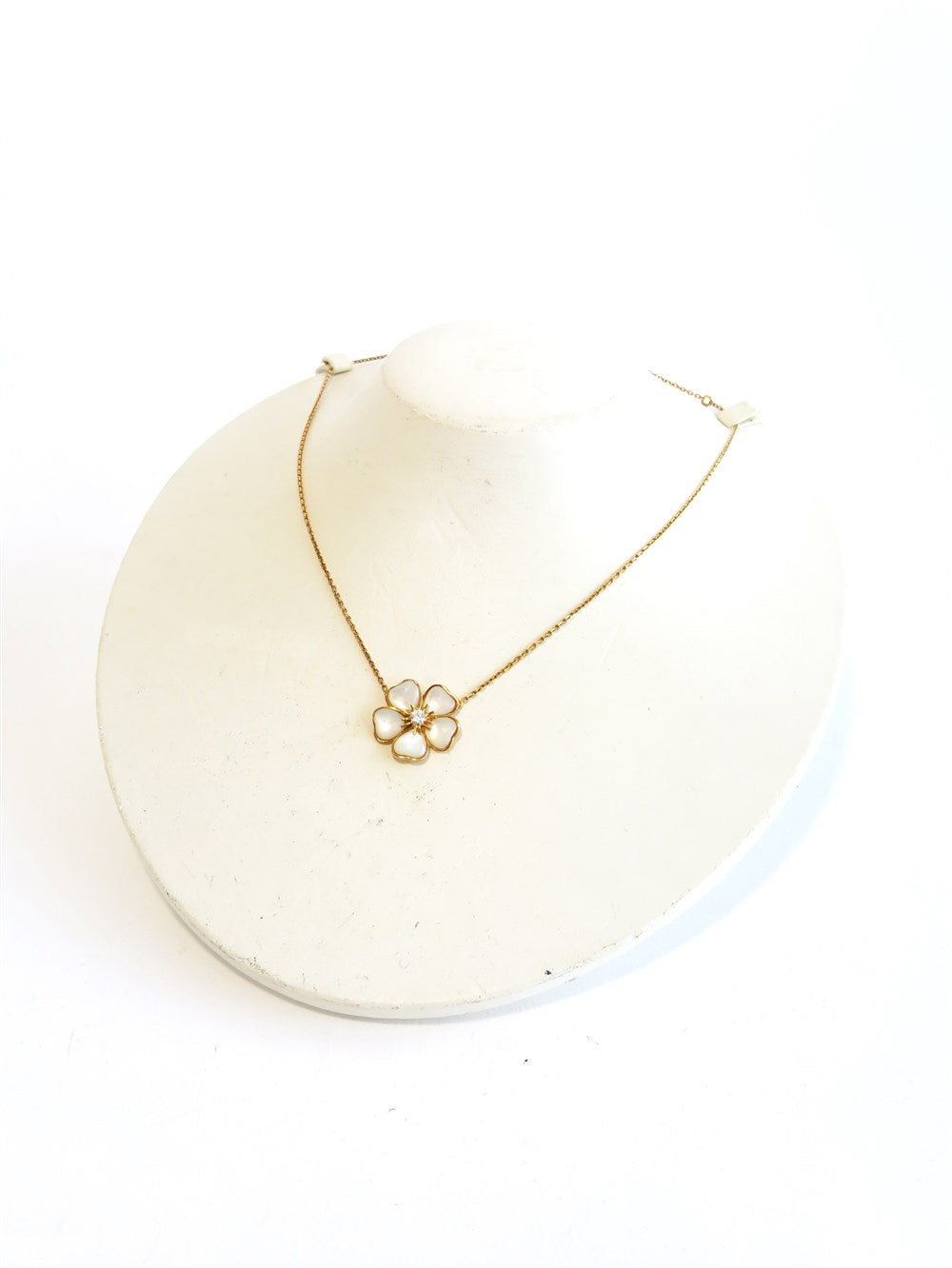 ミニナーヴァル ネックレス