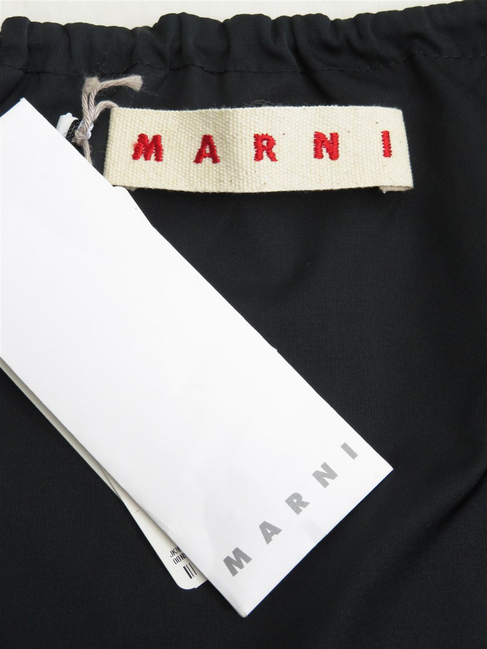 ノーカラー タフタ ブルゾン