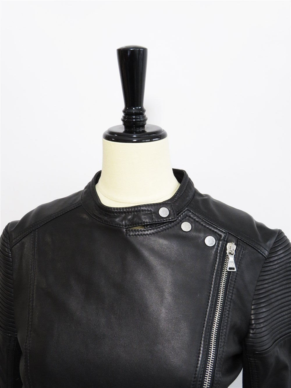 セミダブル ライダース ジャケット