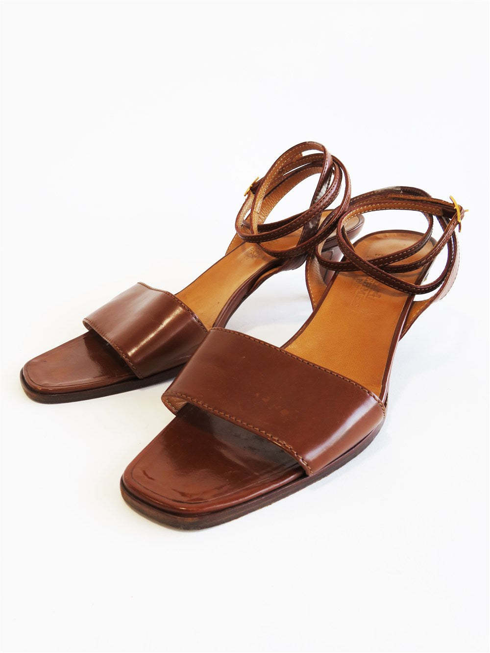 レースアップ サンダル