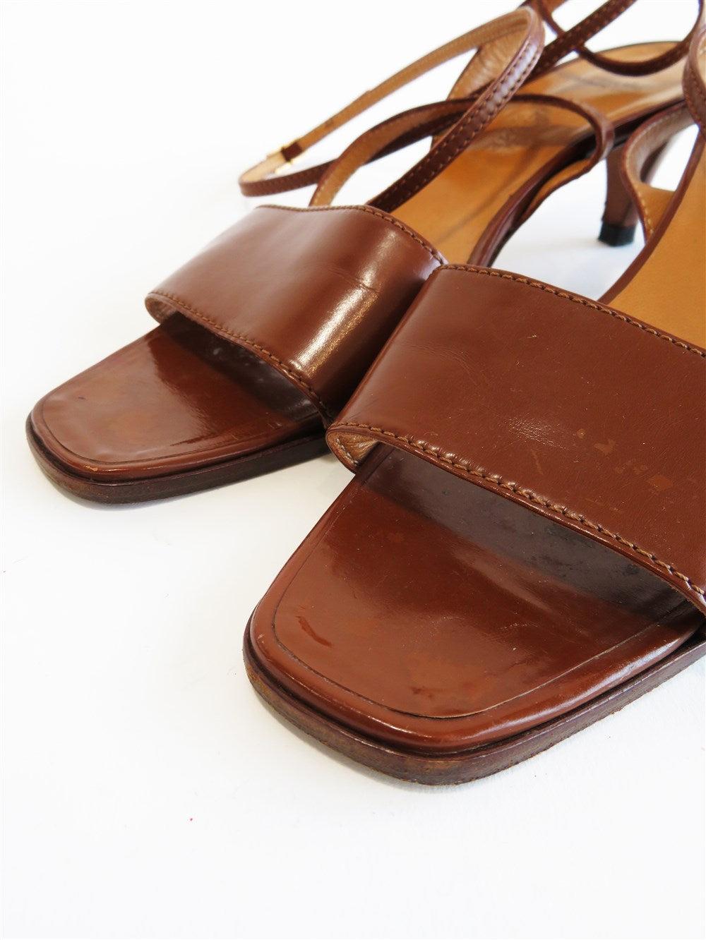 レースアップ サンダル