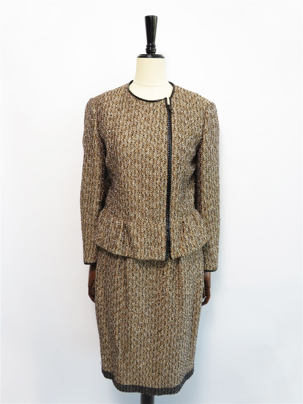 イヴサンローラン ノーカラー ツイード ジャケット ラメ　ウール イヴサンローラン ノーカラー ツイード ジャケット ラメ ウール