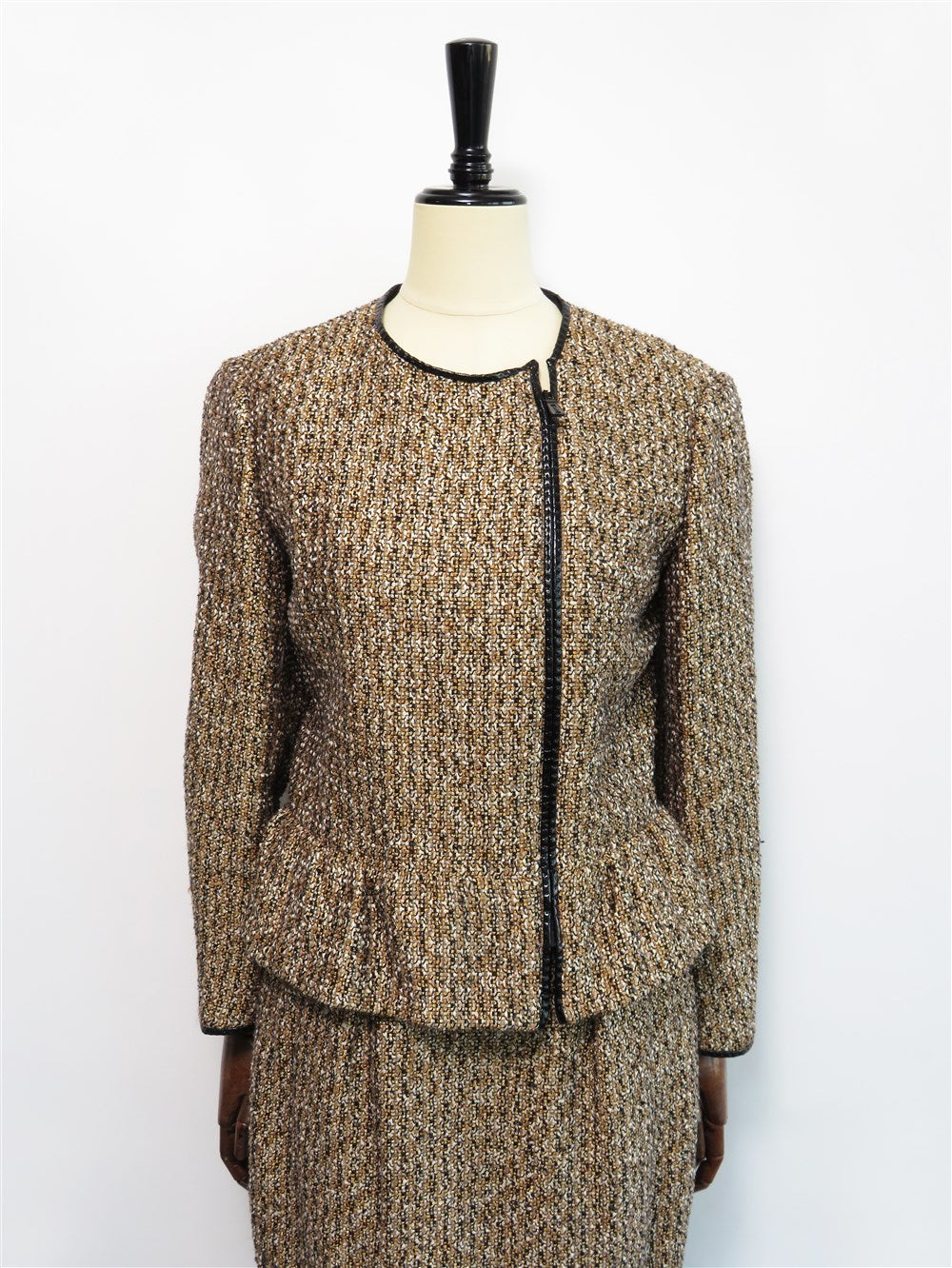 イヴ・サンローランレディースツイードスーツセットアップ38