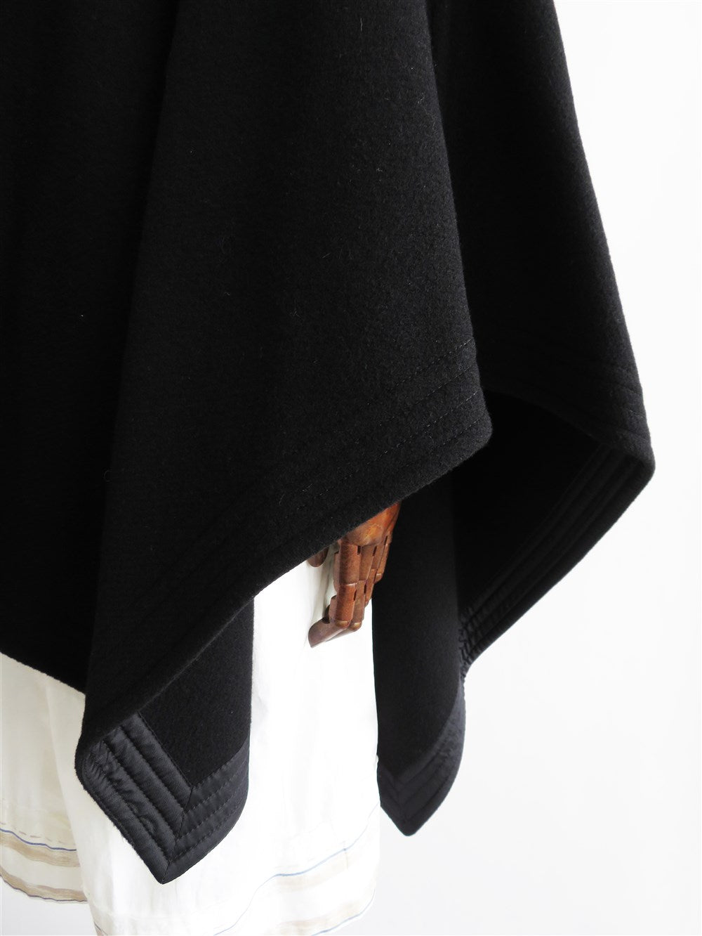 キルティングシェル ウール ポンチョ