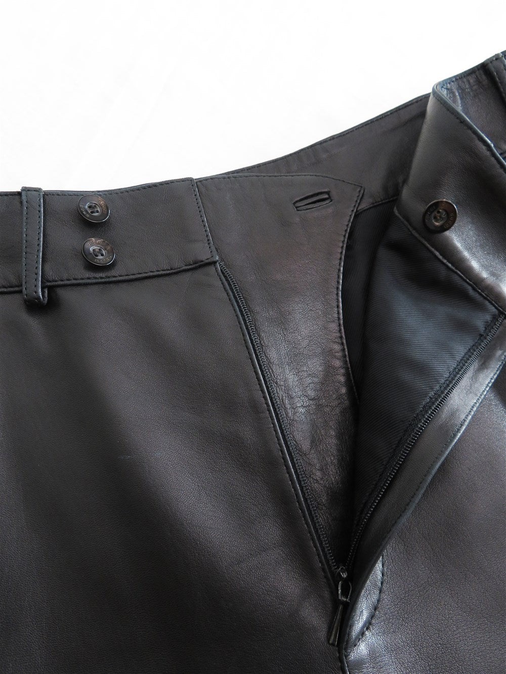 ブラック レザースカート