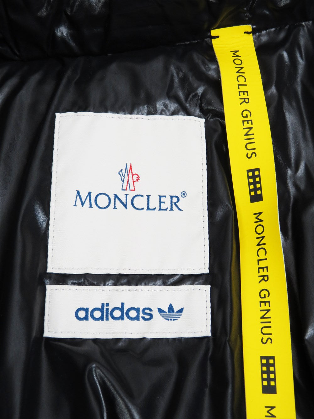 Moncler x ADIDAS FUSINE ショート ダウン ジャケット