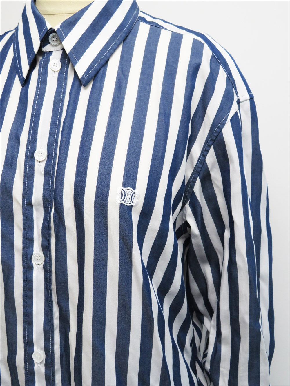 ロゴ ストライプ シャツ