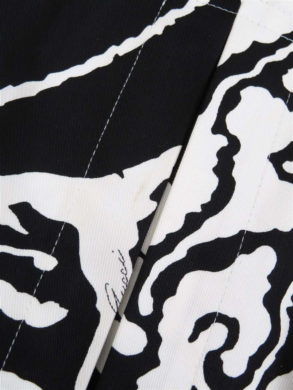 グラフィティー トレンチーコート