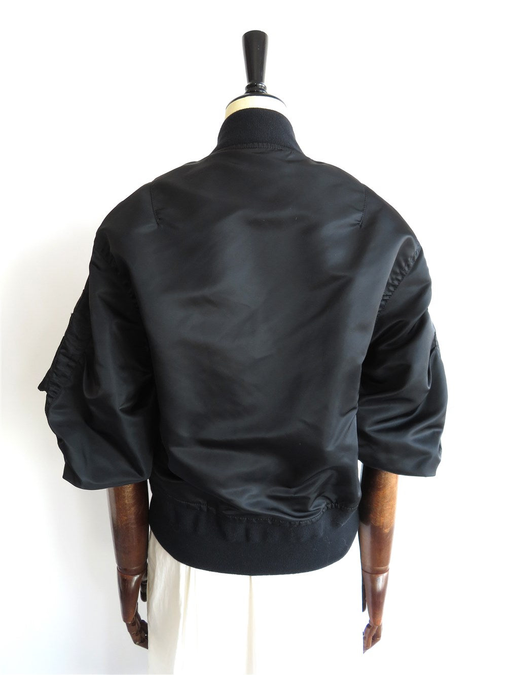 ナイロンツイル  ボンバー ジャケット