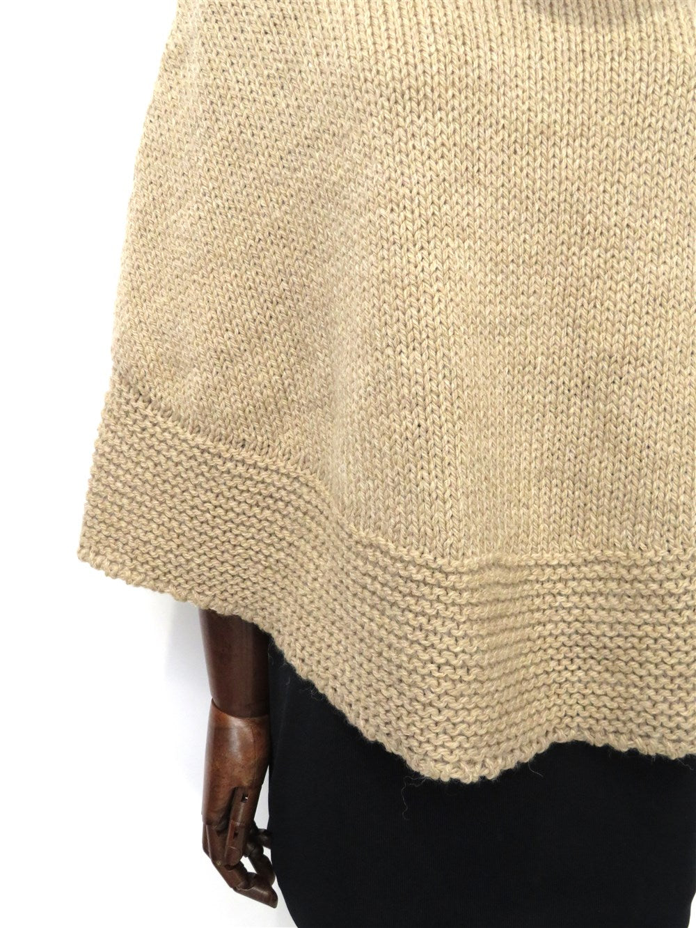 bless n°ニットポンチョ ニットポンチョ【ROCHAS Premiere】|レリアン | レリアン公式