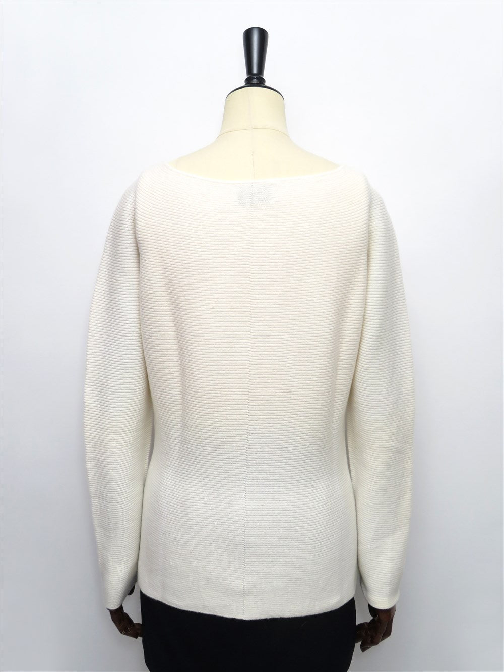 Johnstons of Elgin カシミヤ ニット