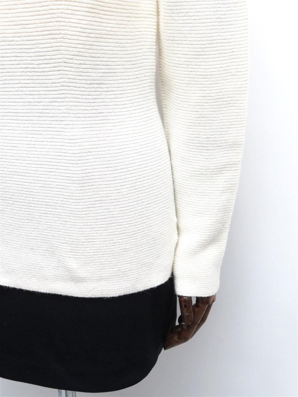 Johnstons of Elgin カシミヤ ニット