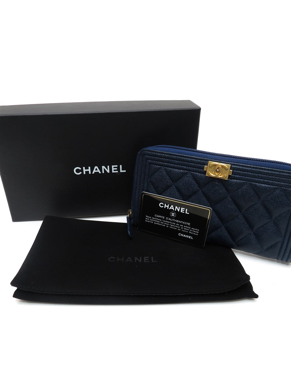 ラウンド長財布 シャネル　CHANEL ネイビー CC ボーイシャネル ラウンドジップ ロング ウォレット