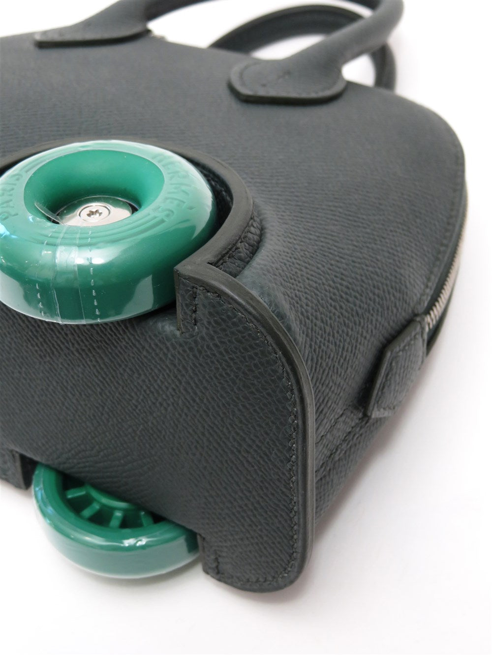 ボリード オン ホイールズ