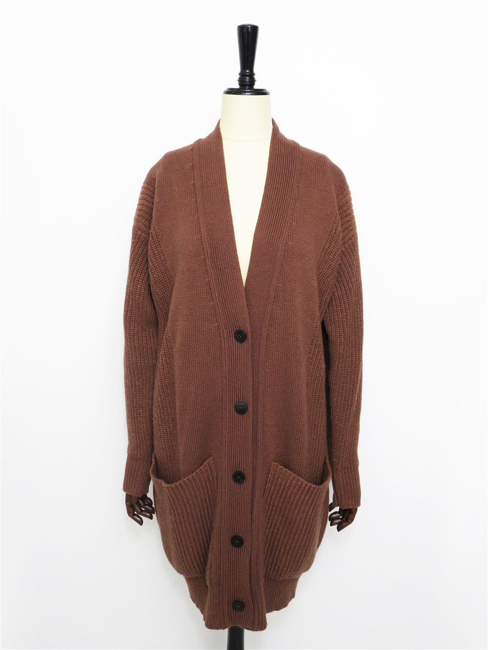 バッファローホーンボタン ニット コート