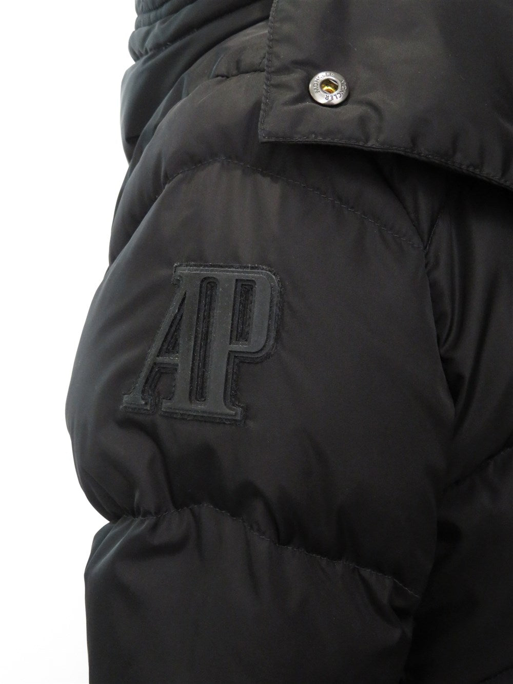 Audemars Piguet コラボ ALOES フーデッド ダウンジャケット