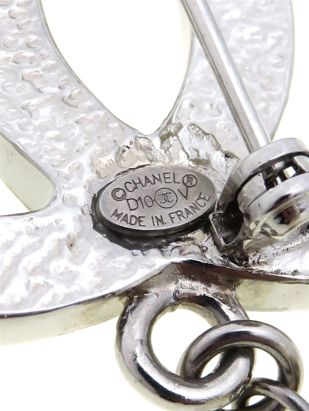 CC ココマーク パールドロップ ブローチ