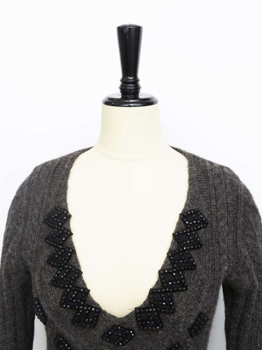 ビーズ装飾 Vネック アルパカウール ニット