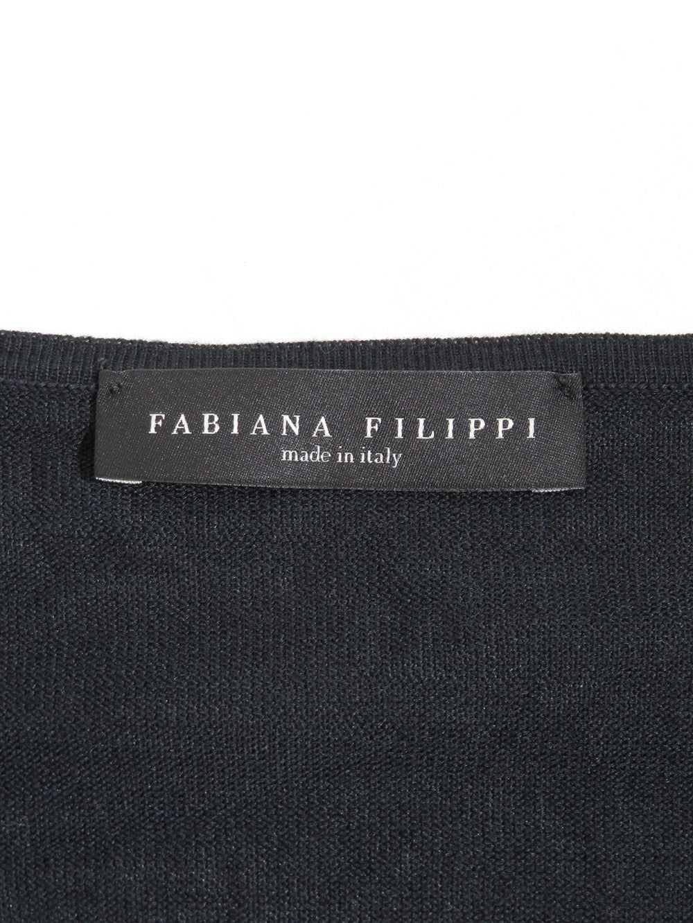 フラワーコサージュ付き Vネック プルーバー